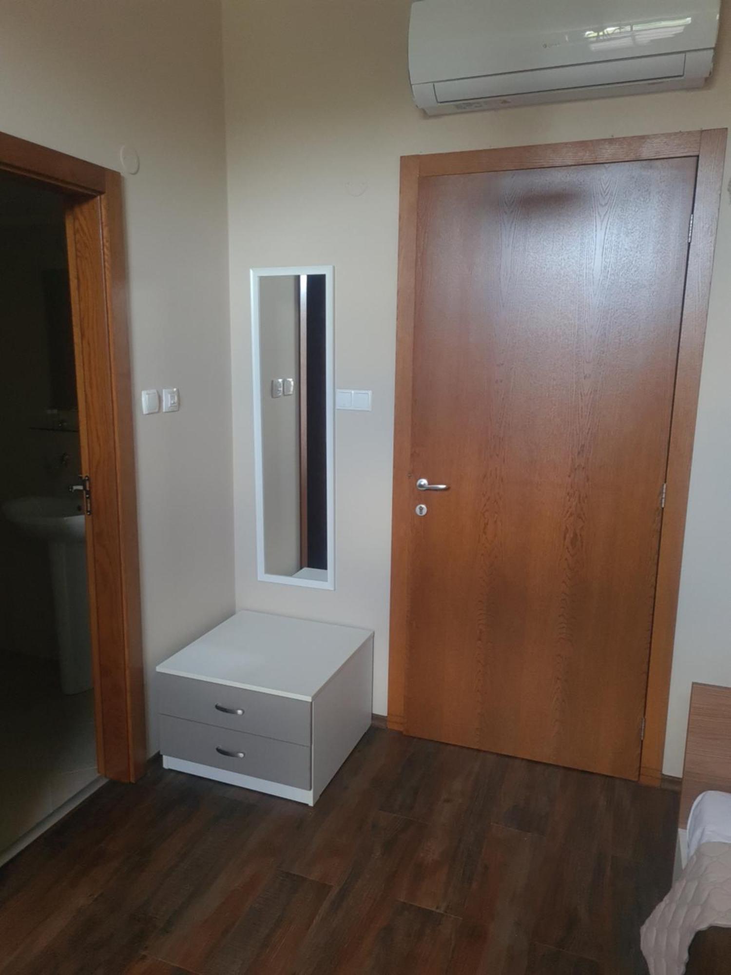 Balkan Aparts Hisarya Buitenkant foto